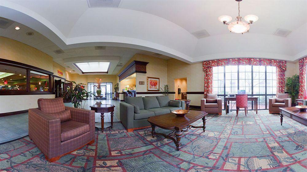 Holiday Inn Lumberton By Ihg Ngoại thất bức ảnh