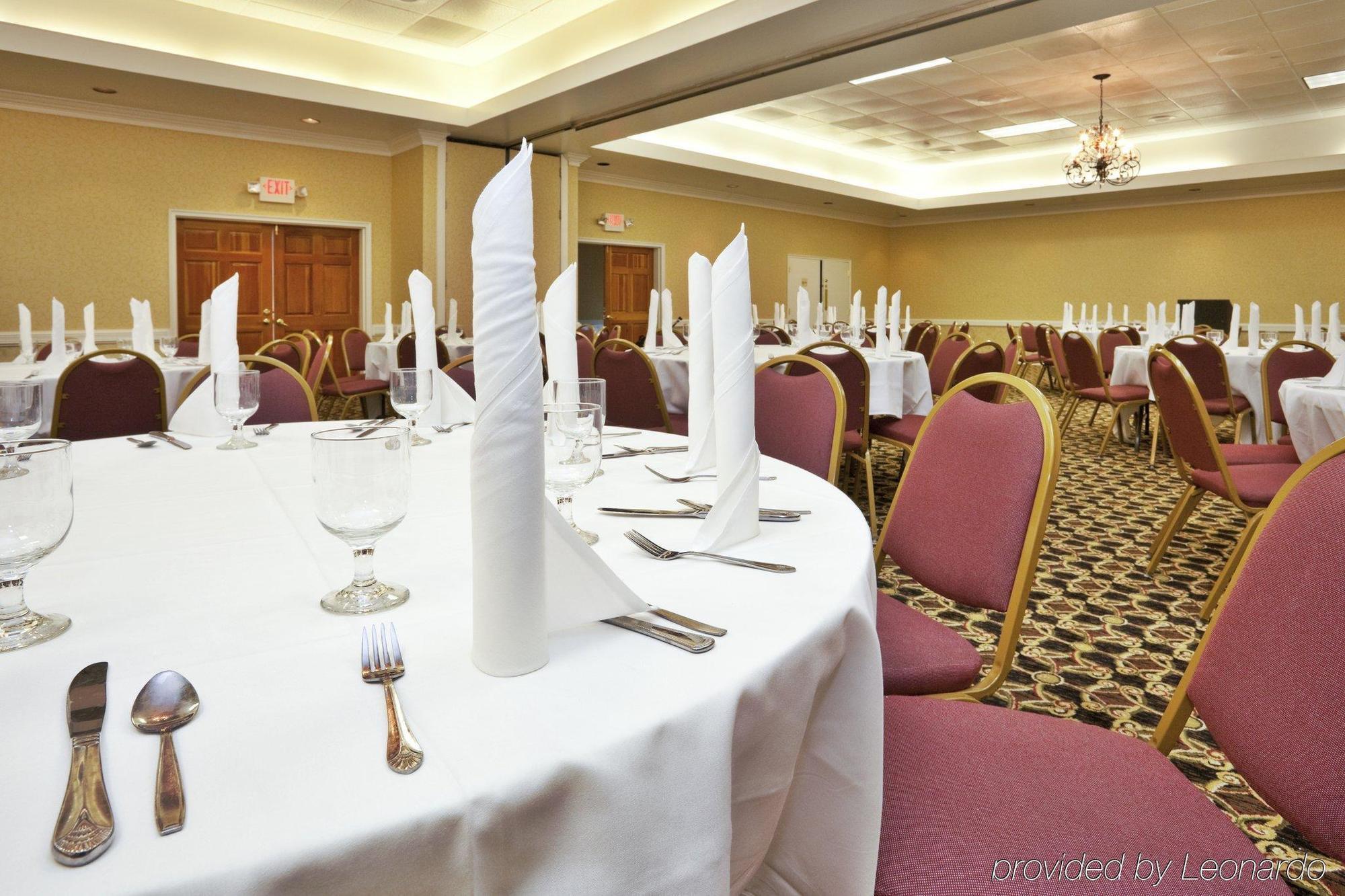 Holiday Inn Lumberton By Ihg Ngoại thất bức ảnh